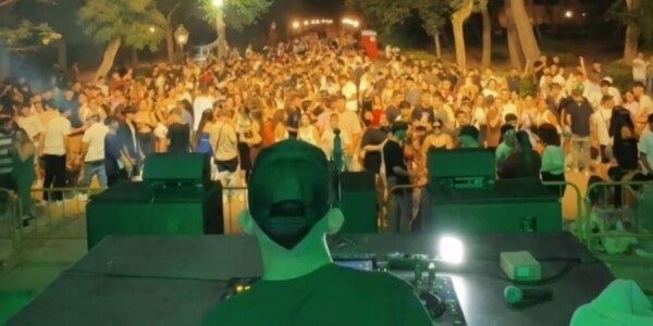 FestiValdepeñas 2024 ha sido un éxito de música alternativa que conquistó a más de 2000 asistentes