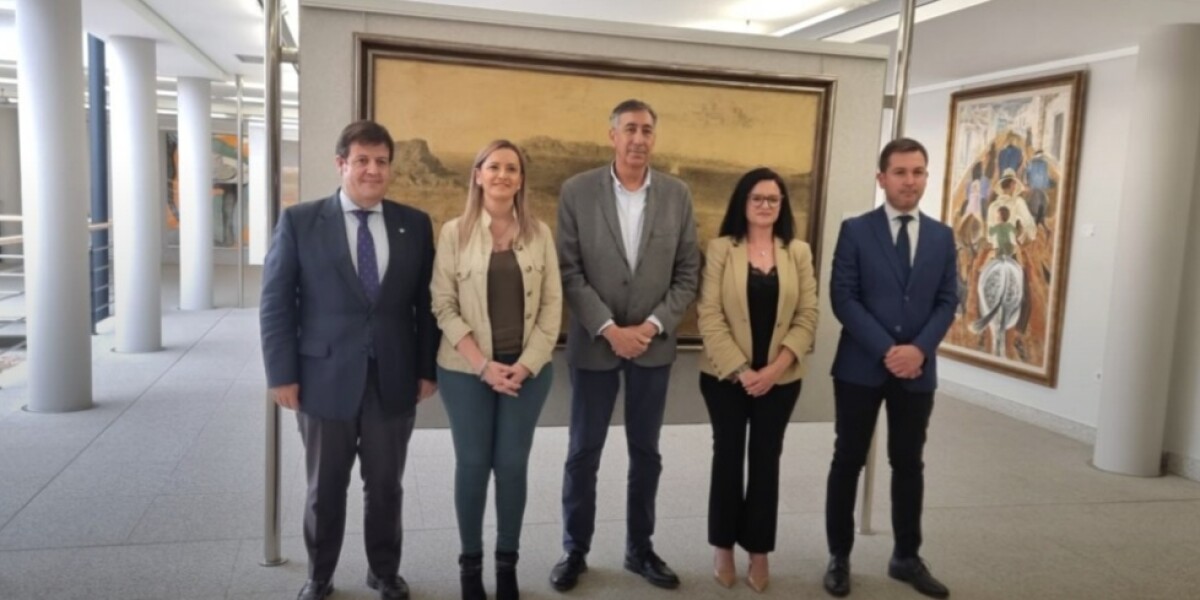 Valdepeñas presenta las bases de su emblemática exposición de artes plásticas